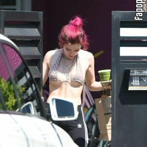 Bella Thorne onlyfans